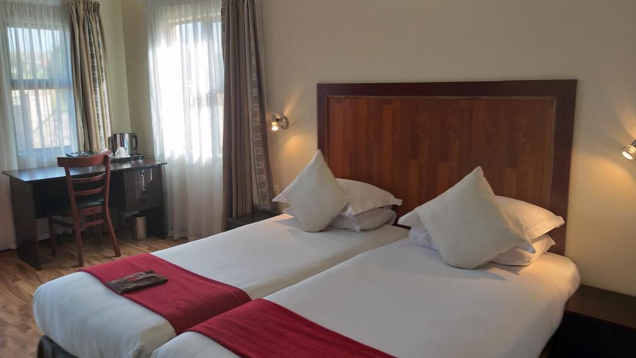 Road Stay Maseru Bagian luar foto